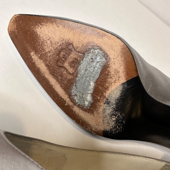 Stuart Weitzman silver vintage pump heels - Picture 12 of 15